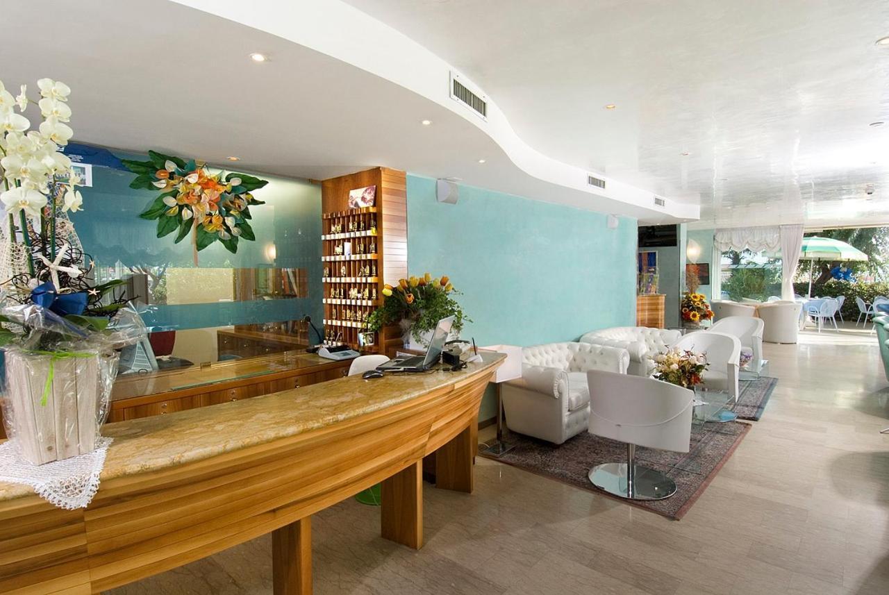 Hotel Margareth Riccione Zewnętrze zdjęcie