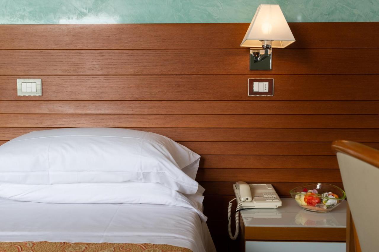 Hotel Margareth Riccione Zewnętrze zdjęcie